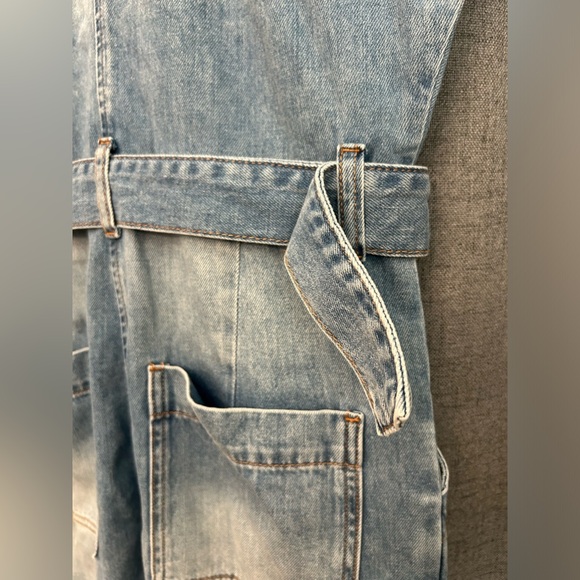 NWT BLANKNYC Sleeveless Denim Cargo Jumpsuit Size Small - Picture 8 of 9
